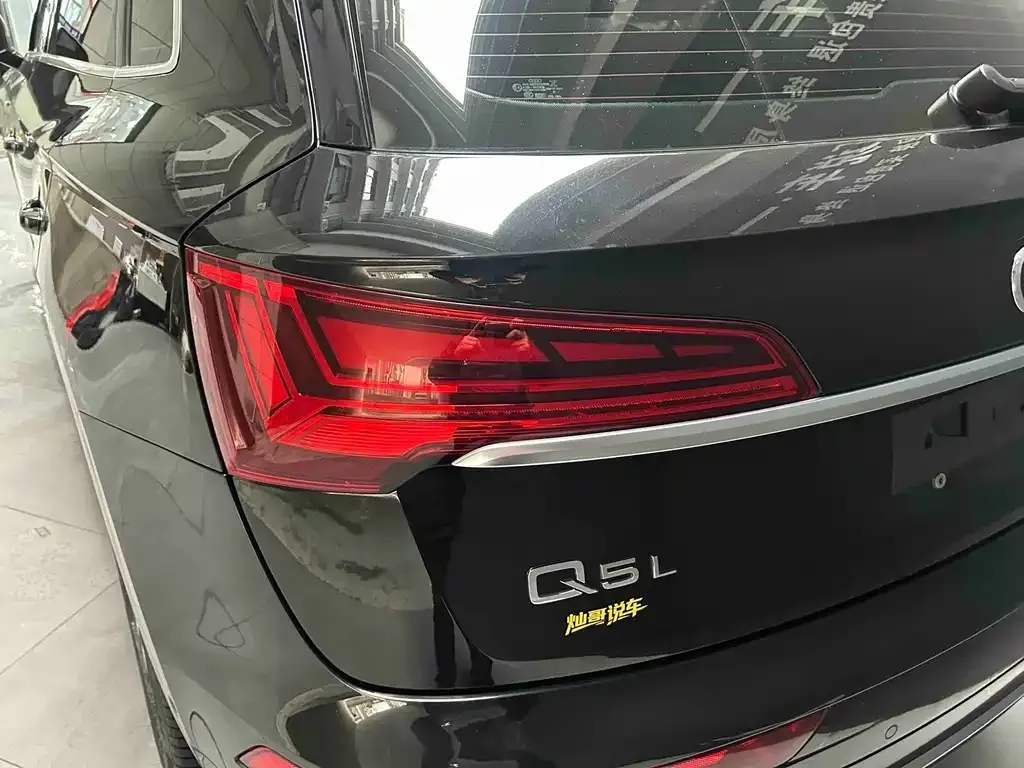 Audi Q5L — фото 4