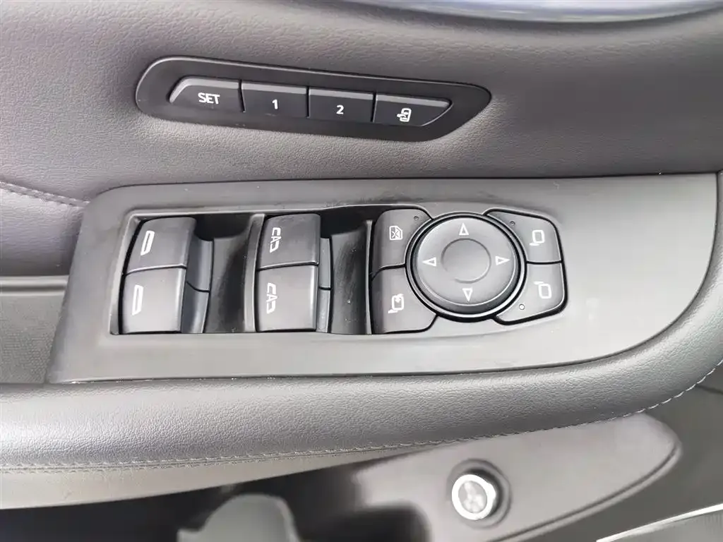 Buick Enclave 2021 из CN, фото 8