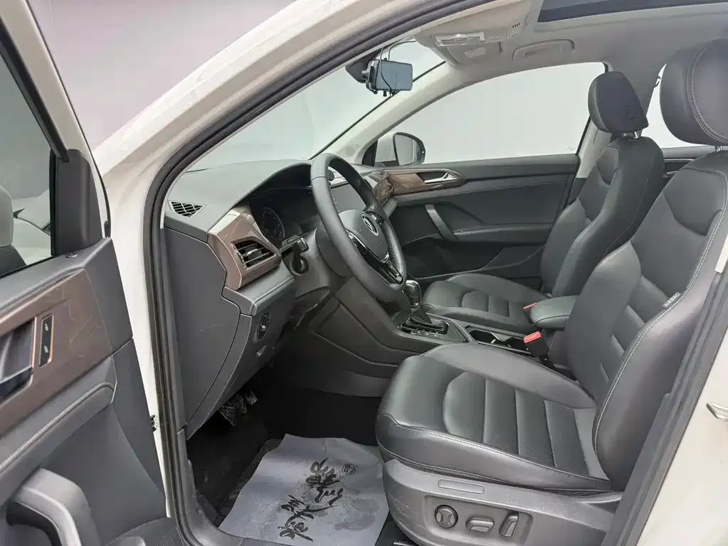 Volkswagen Tharu 2022 из CN, фото 8