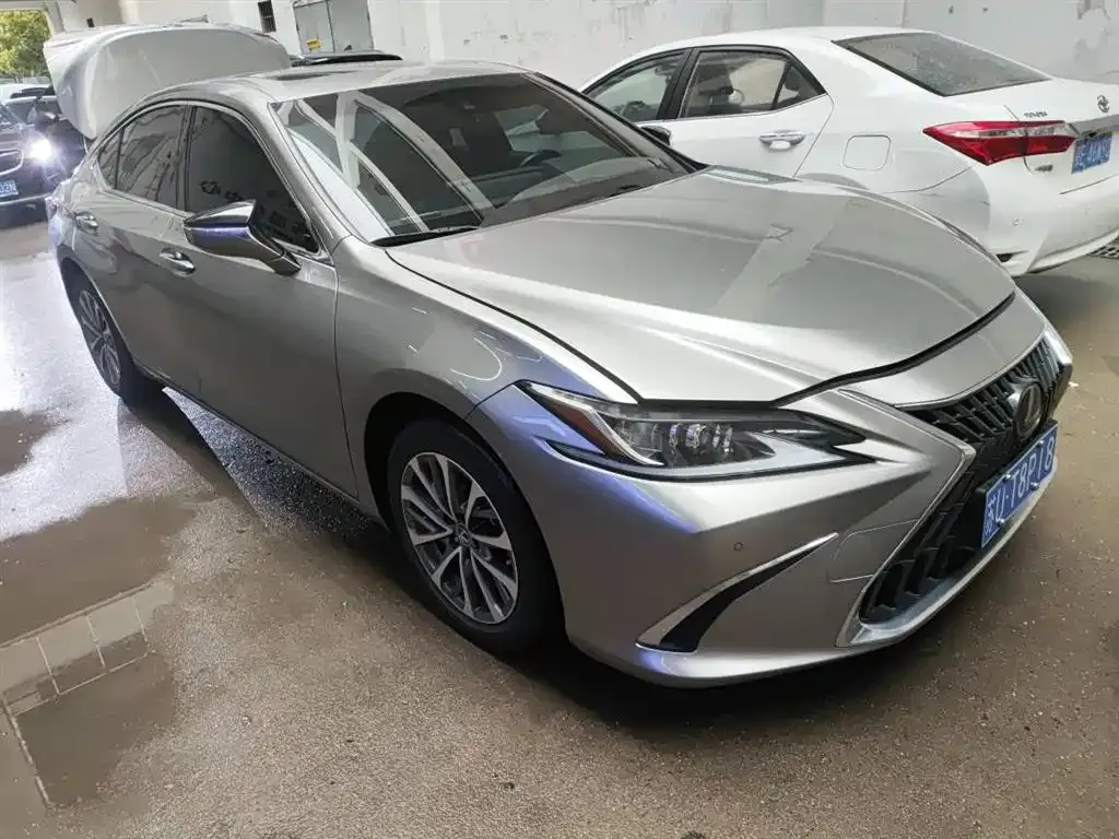 Lexus ES 2023 из CN, фото 9