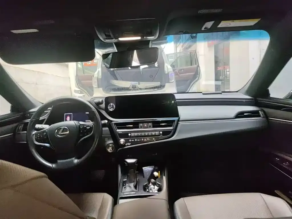 Lexus ES 2023 из CN, фото 5