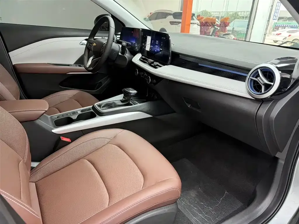Chevrolet Monza 2023 из CN, фото 6