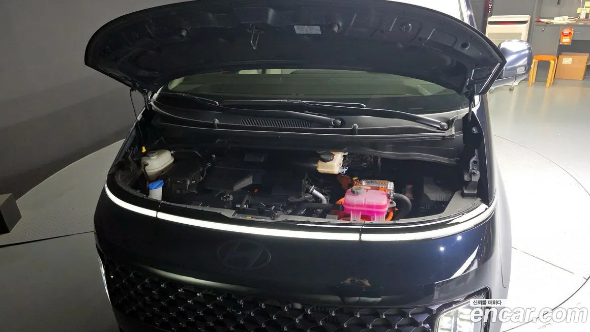 Hyundai Staria 2025 из KR, фото 2