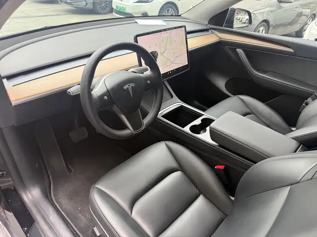 Tesla Model Y 2021 из CN, фото 2