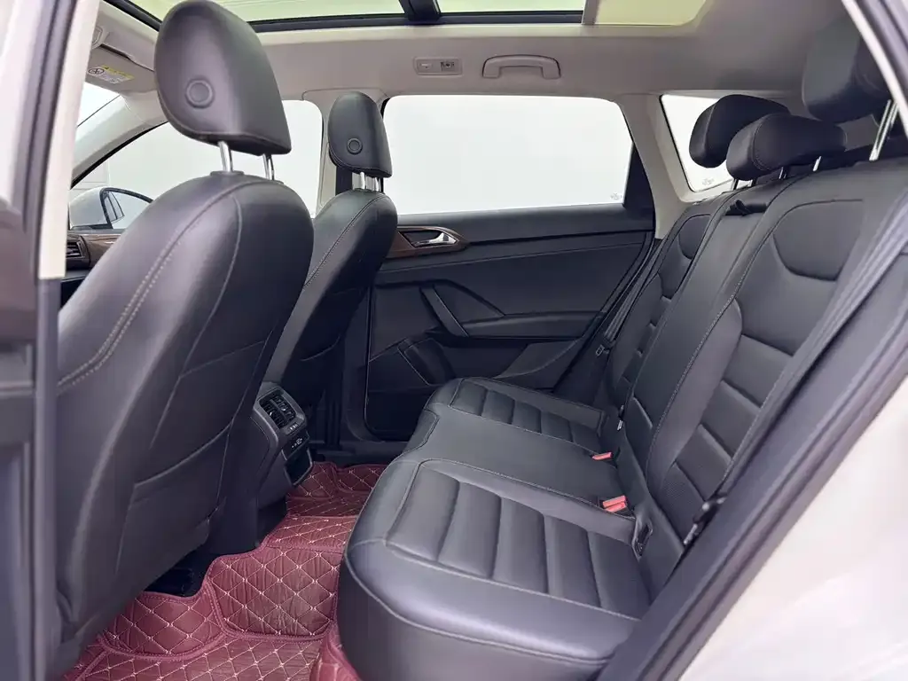 Volkswagen Tharu 2022 из CN, фото 2