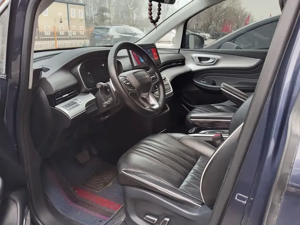 Roewe iMAX8 2022 из CN, фото 4