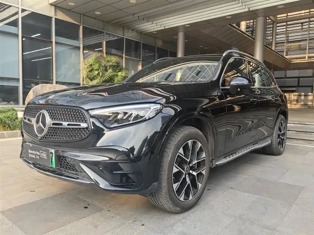 Mercedes-Benz GLC PHEV — фото 1