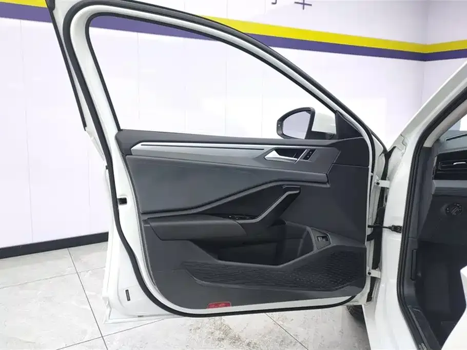 Volkswagen Sagitar 2024 из CN, фото 7
