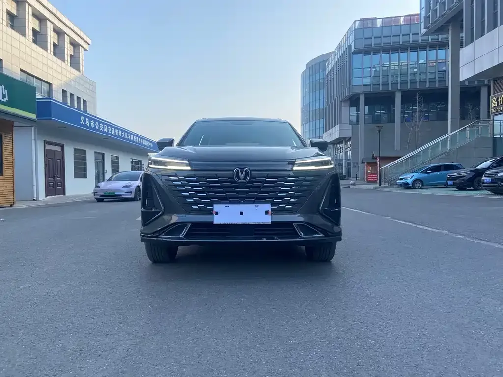 Changan CS75PLUS — фото 7