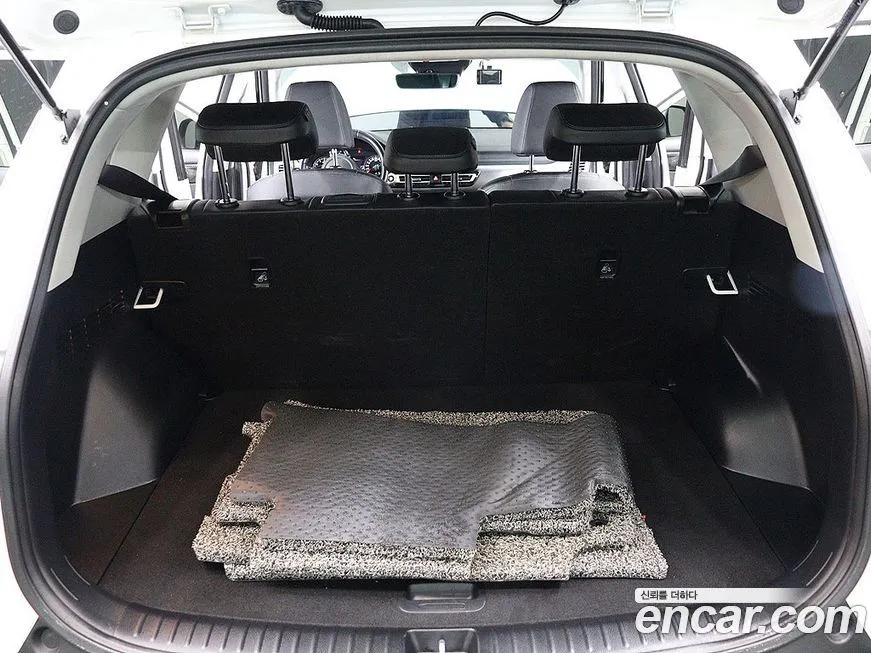 Kia Seltos — фото 4