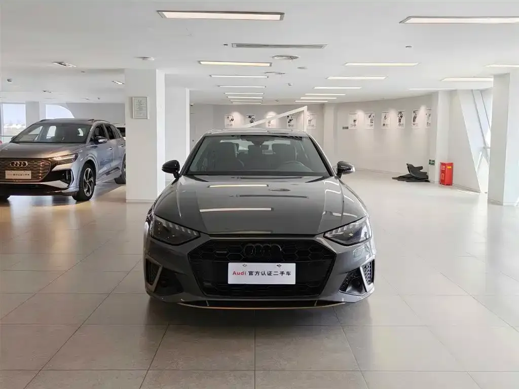 Audi A4L 2024 из CN, фото 2