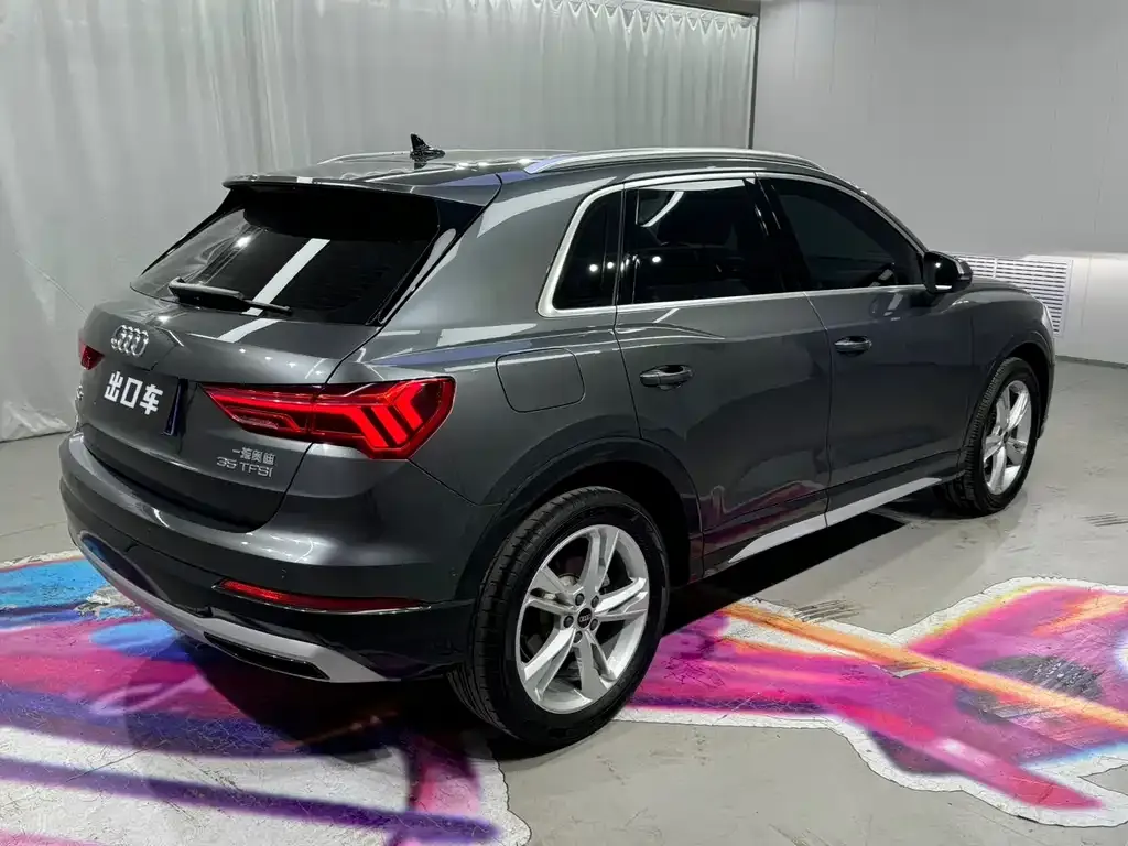 Audi Q3 — фото 3