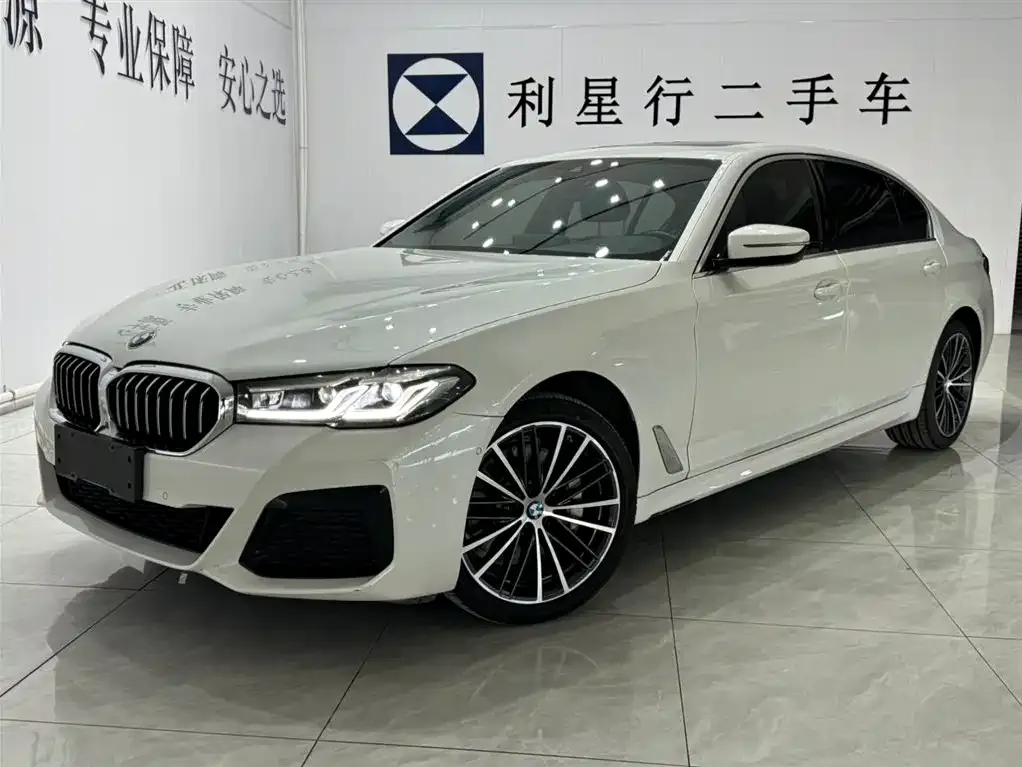 BMW 5 Series — фото 1