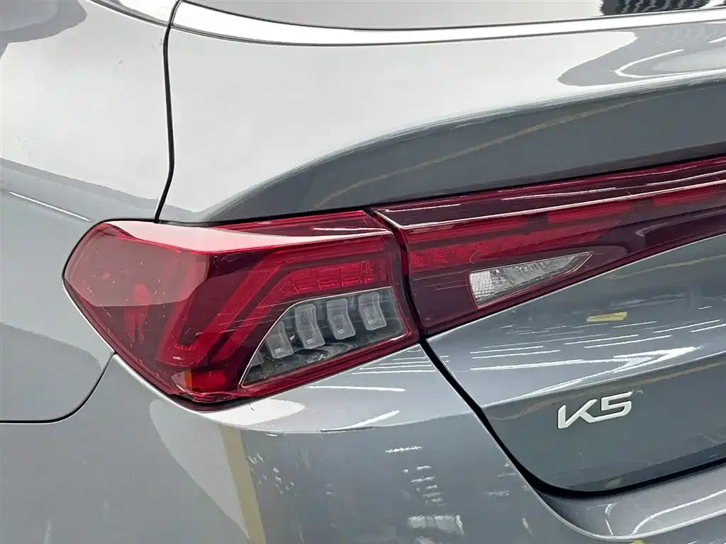 Kia K5 2023 из CN, фото 8
