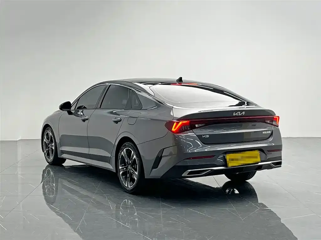 Kia K5 2023 из CN, фото 9