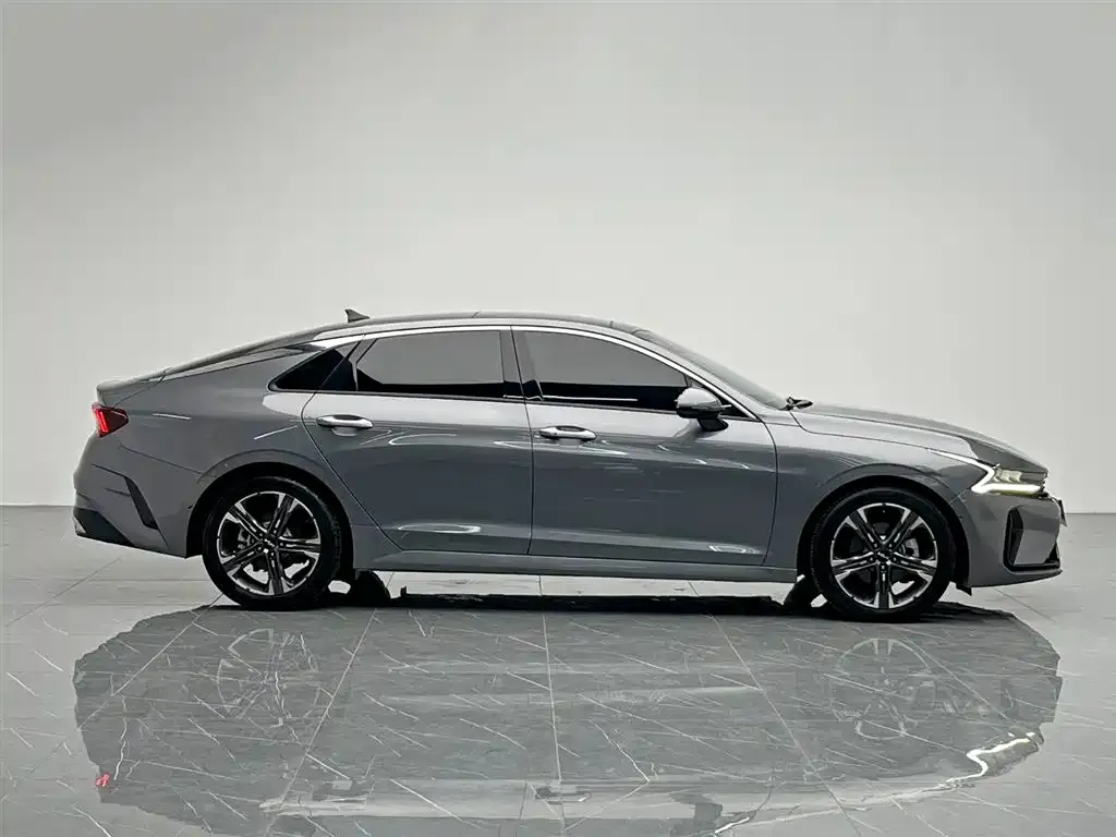 Kia K5 2023 из CN, фото 4