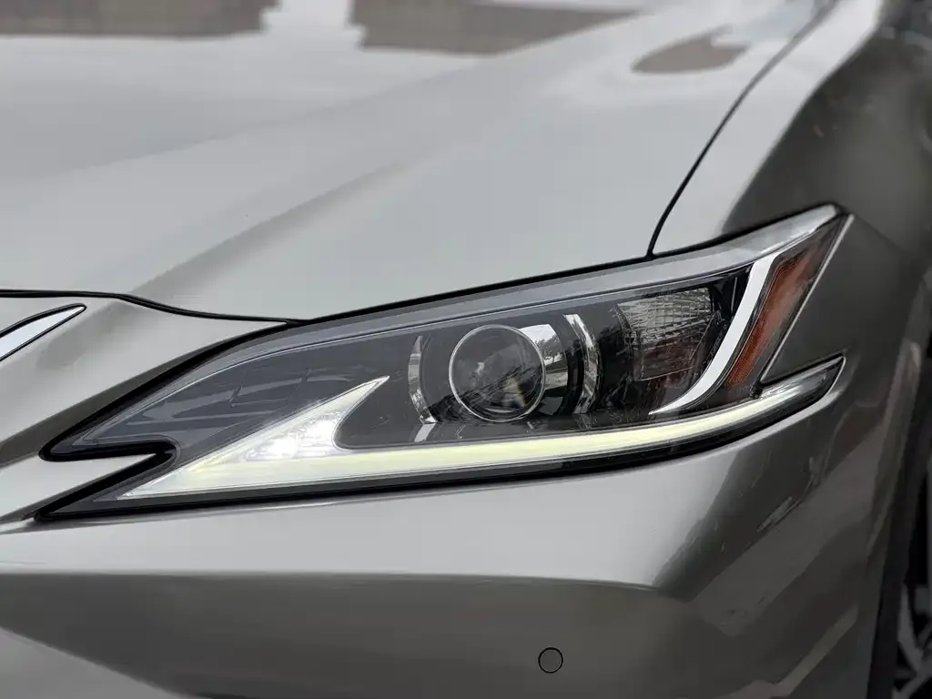 Lexus ES 2021 из CN, фото 2