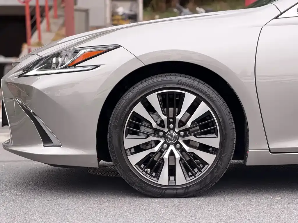 Lexus ES 2021 из CN, фото 3