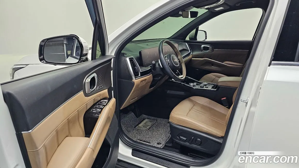 Kia Sorento — фото 6