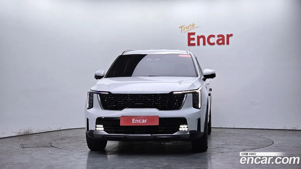 Kia Sorento — фото 8