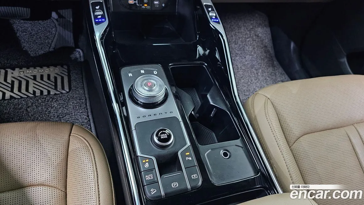 Kia Sorento — фото 10