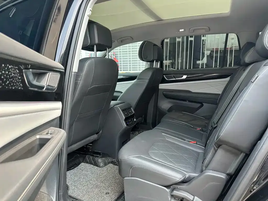 Volkswagen Teramont X 2023 из CN, фото 4