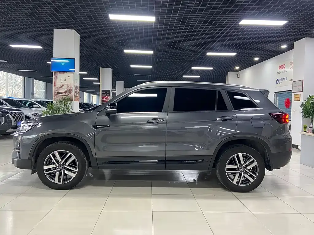 Changan CS75 2025 из CN, фото 9