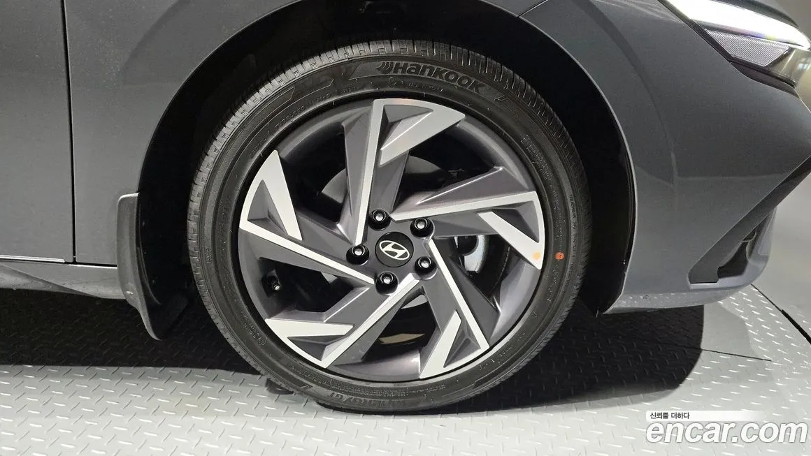 Hyundai AVANTE — фото 7