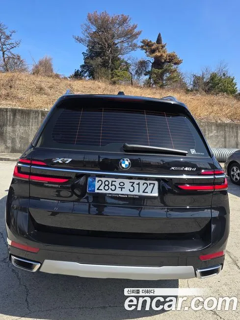 BMW X7 — фото 3