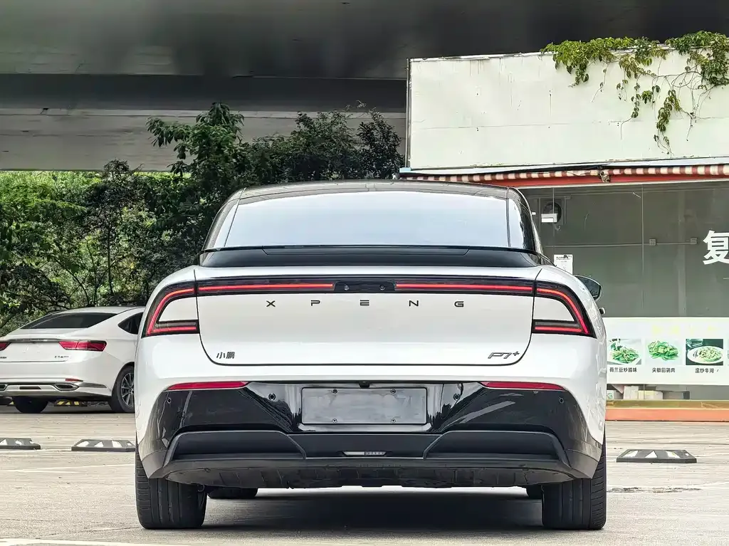 XPeng P7+ 2024 из CN, фото 3