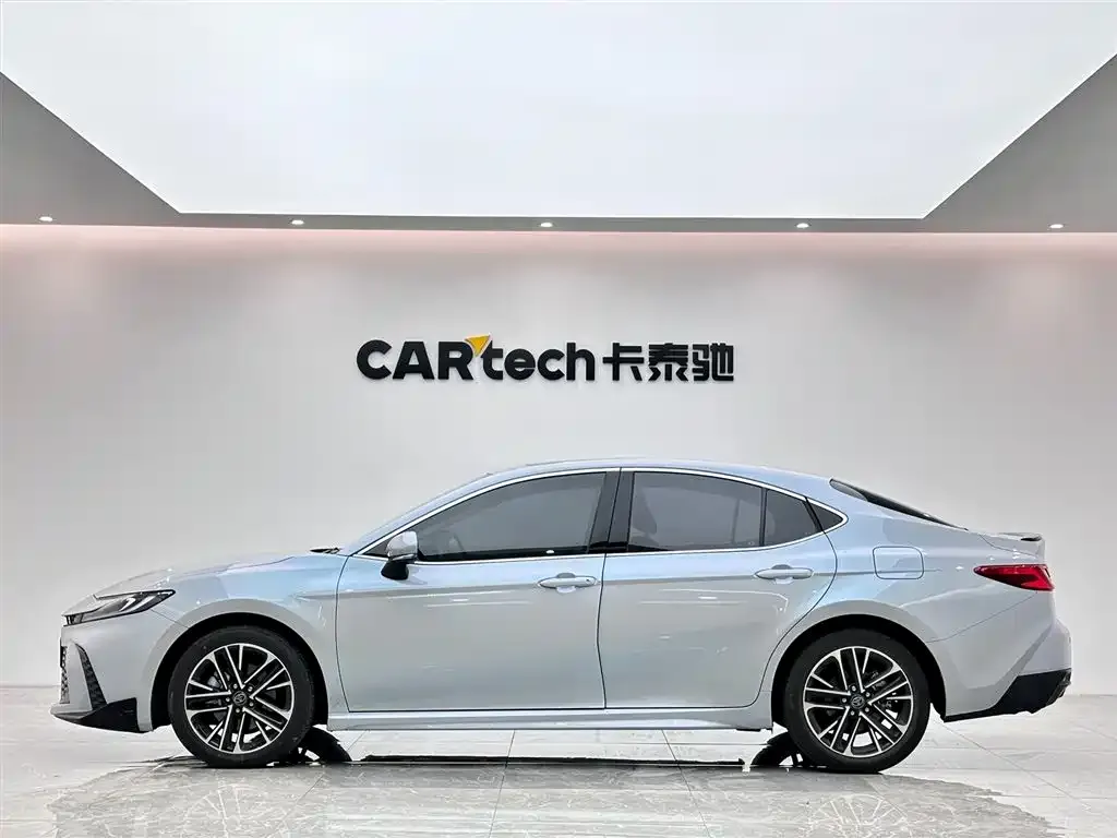 Toyota Camry 2025 из CN, фото 9
