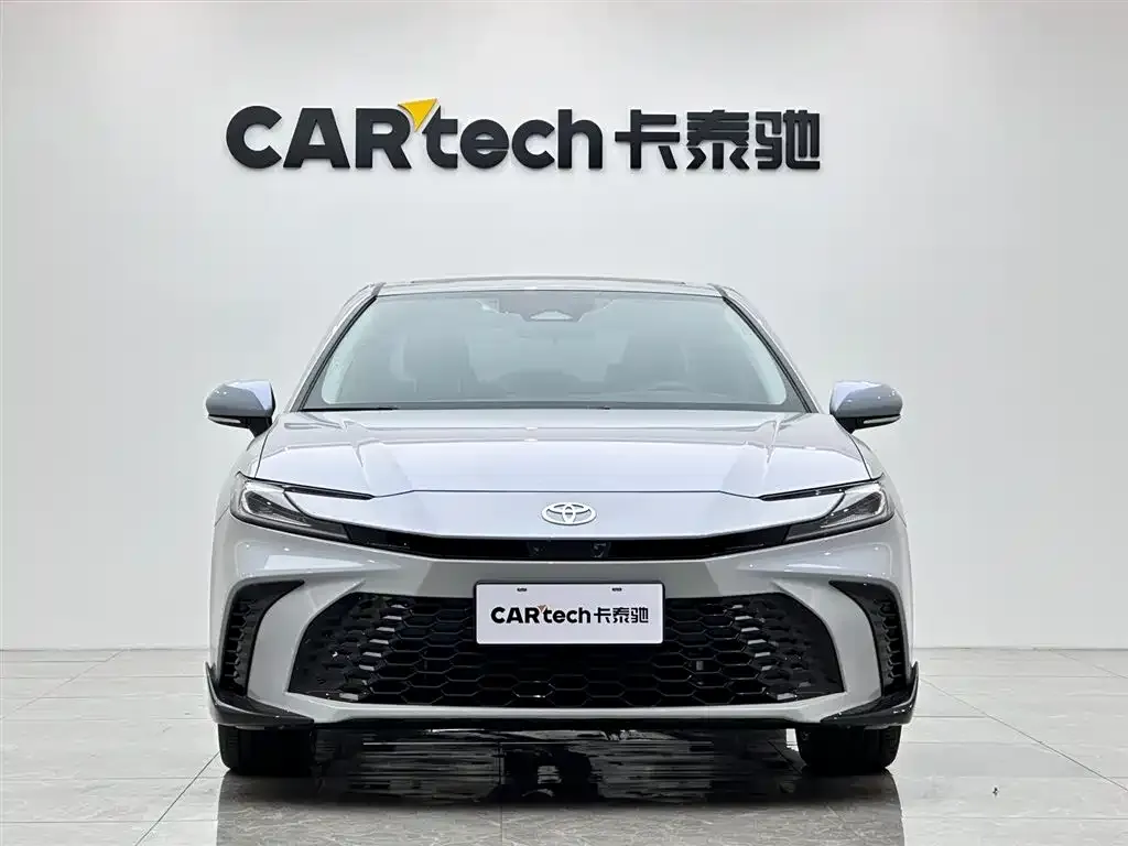 Toyota Camry 2025 из CN, фото 8