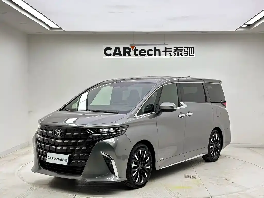 Toyota Alphard 2023 из CN, фото 1