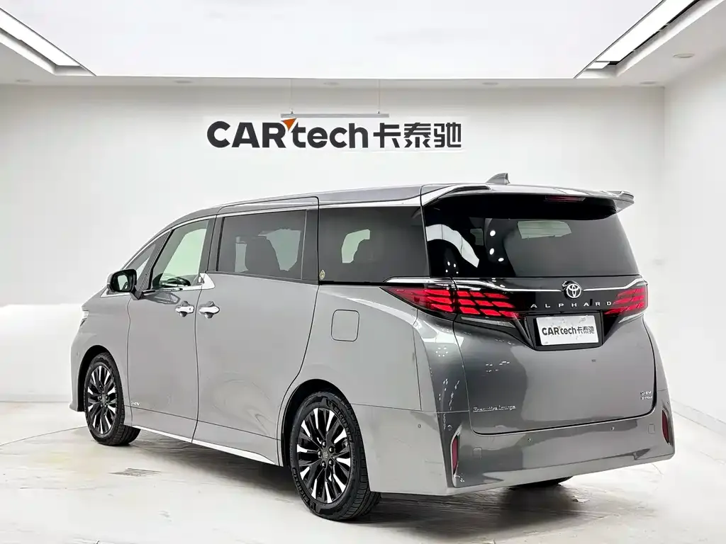 Toyota Alphard 2023 из CN, фото 6