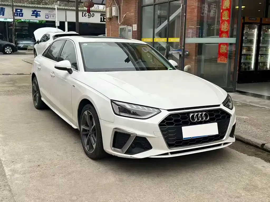 Audi A4L 2023 из CN, фото 5