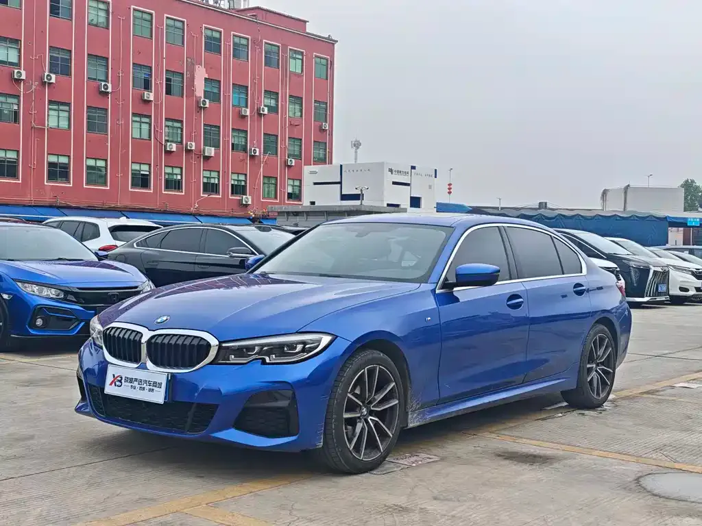 BMW 3 Series — фото 1