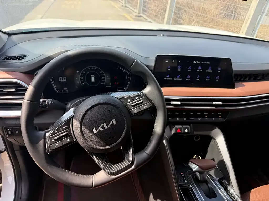 Kia Sportage — фото 5