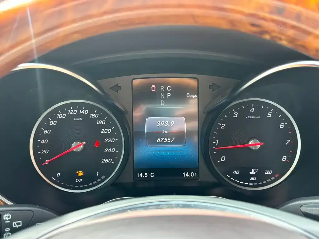 Mercedes-Benz V-Class 2021 из CN, фото 4