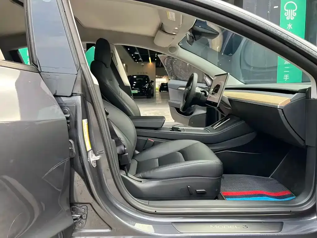 Tesla Model 3 2022 из CN, фото 3