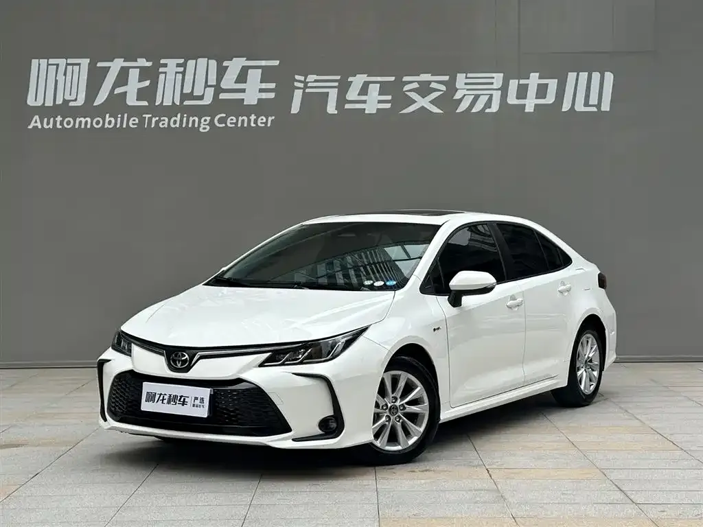 Toyota Corolla — фото 1