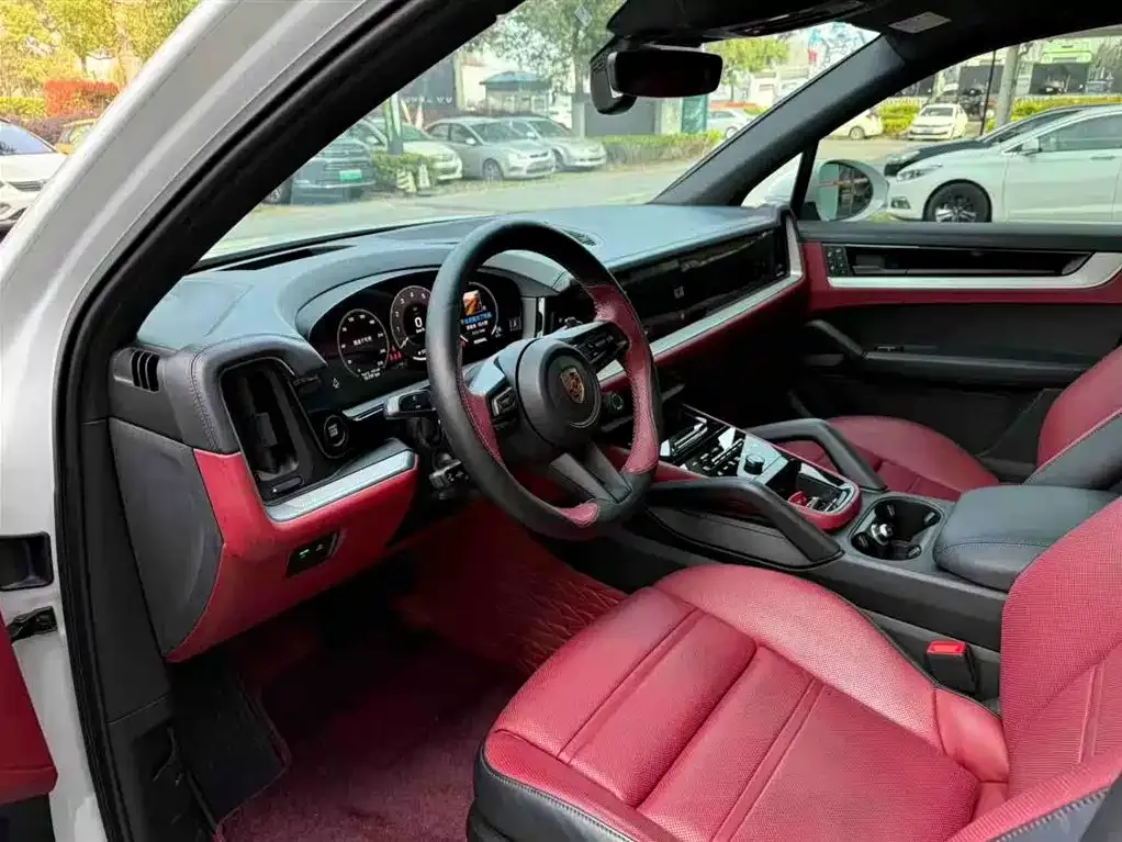Porsche Cayenne 2023 из CN, фото 4
