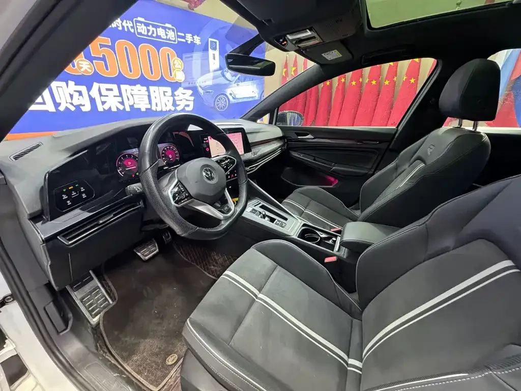 Volkswagen Golf 2022 из CN, фото 10
