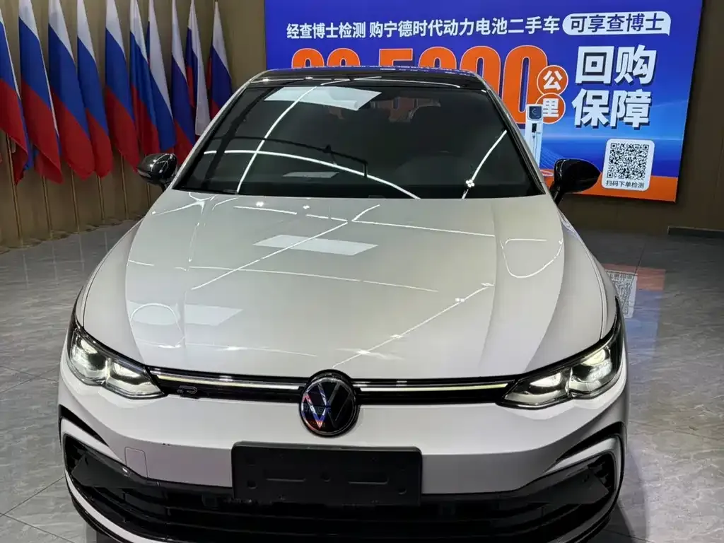 Volkswagen Golf 2022 из CN, фото 2