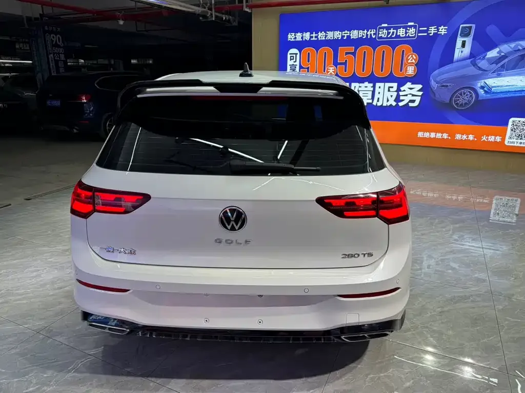 Volkswagen Golf 2022 из CN, фото 4