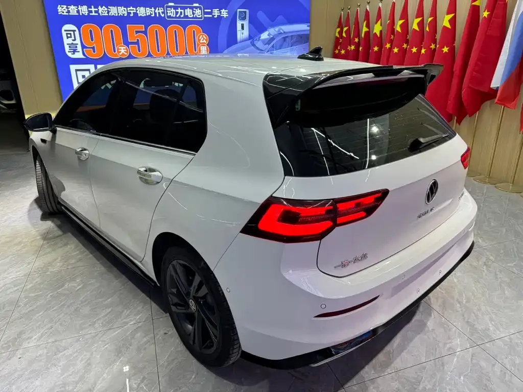Volkswagen Golf 2022 из CN, фото 9