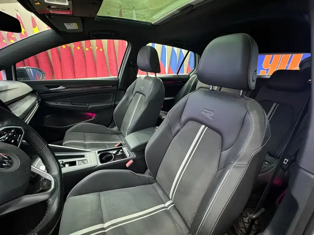 Volkswagen Golf 2022 из CN, фото 7