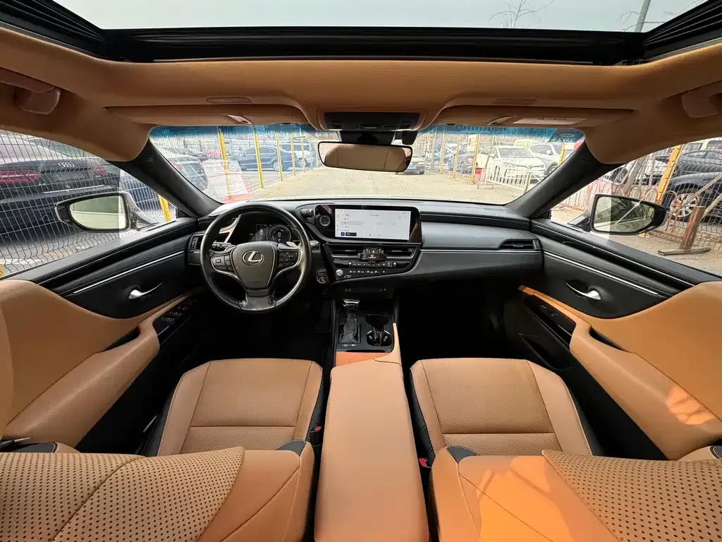 Lexus ES 2023 из CN, фото 8