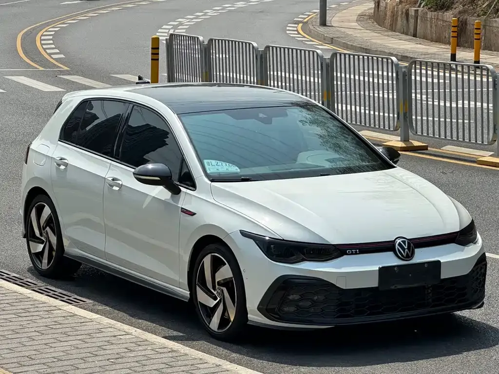 Volkswagen Golf GTI 2022 из CN, фото 8