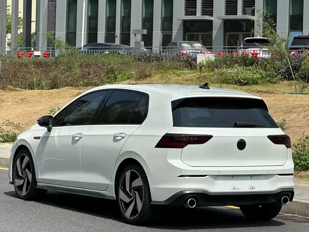 Volkswagen Golf GTI 2022 из CN, фото 9