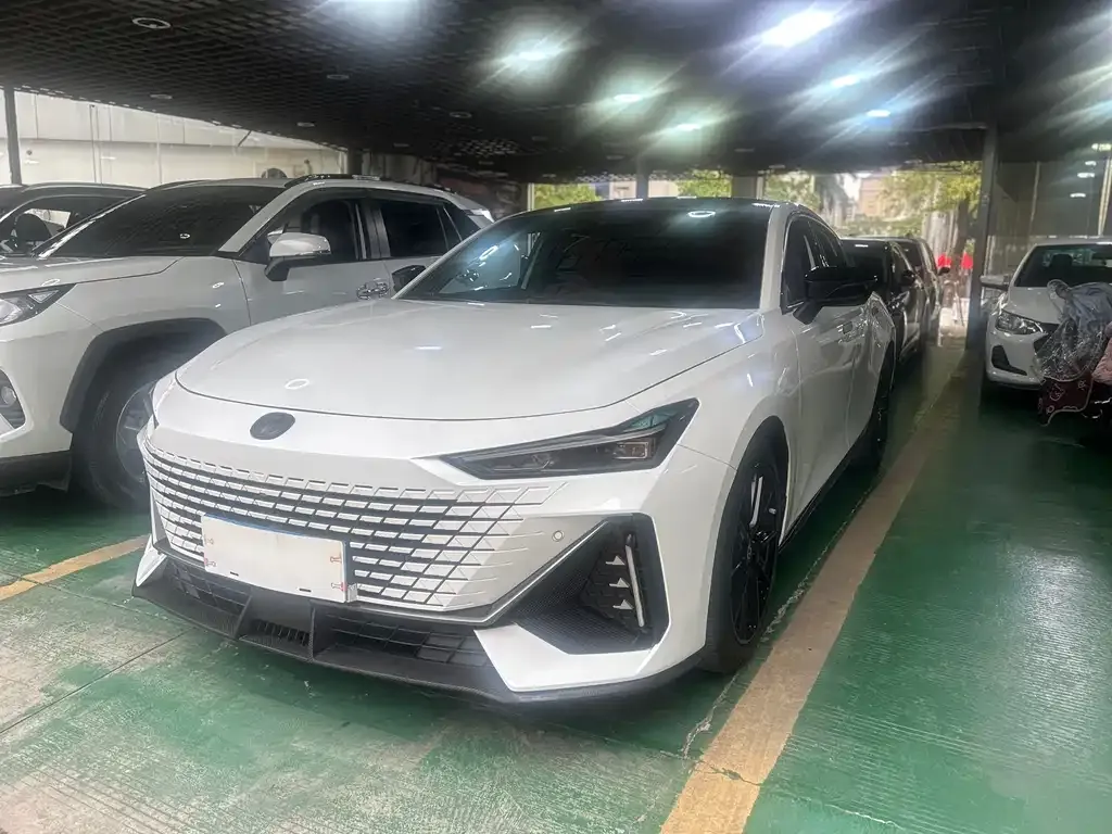 Changan UNI-V 2023 из CN, фото 1
